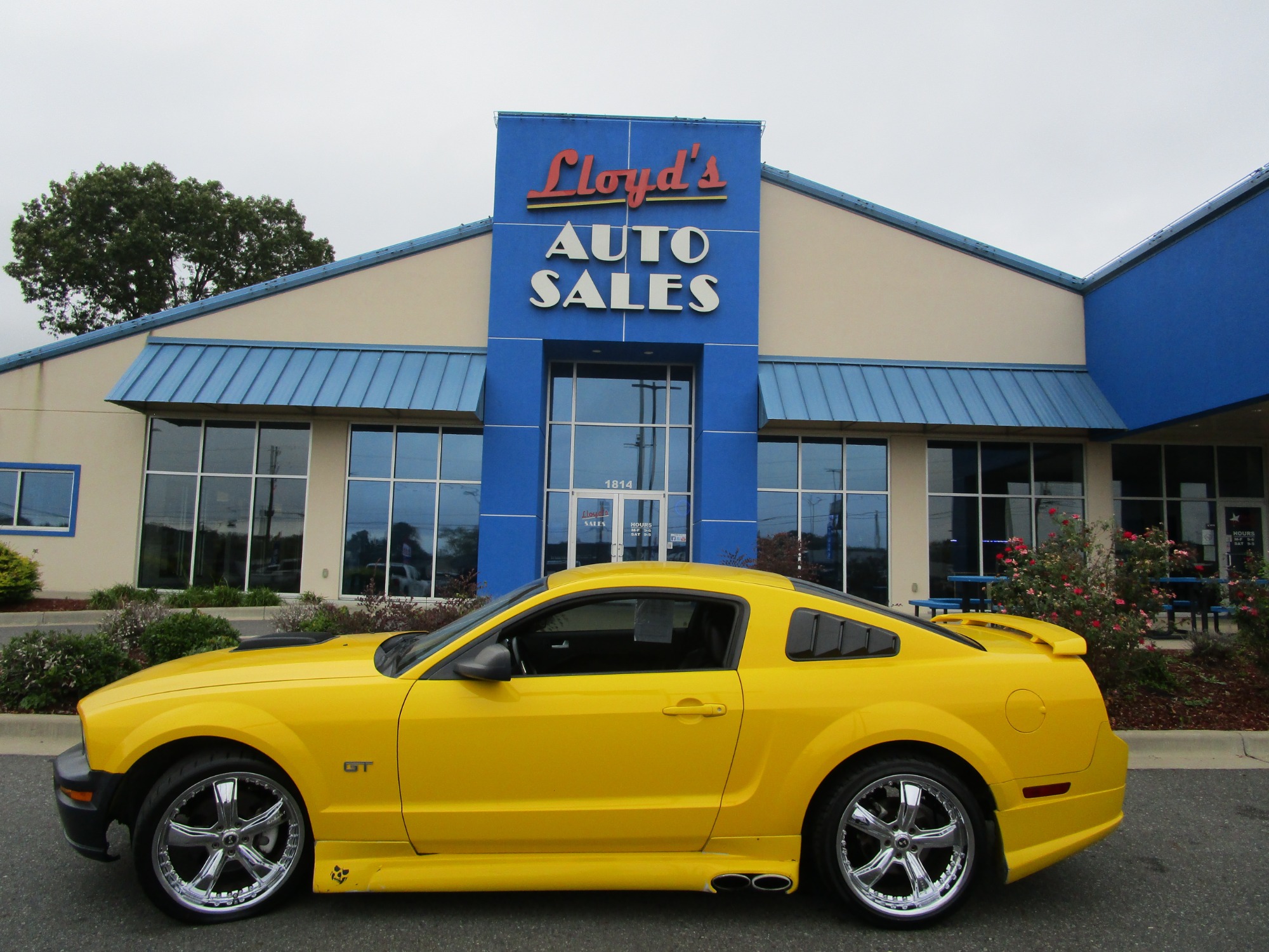 photo of 2006 Ford Mustang GT Deluxe Coupe