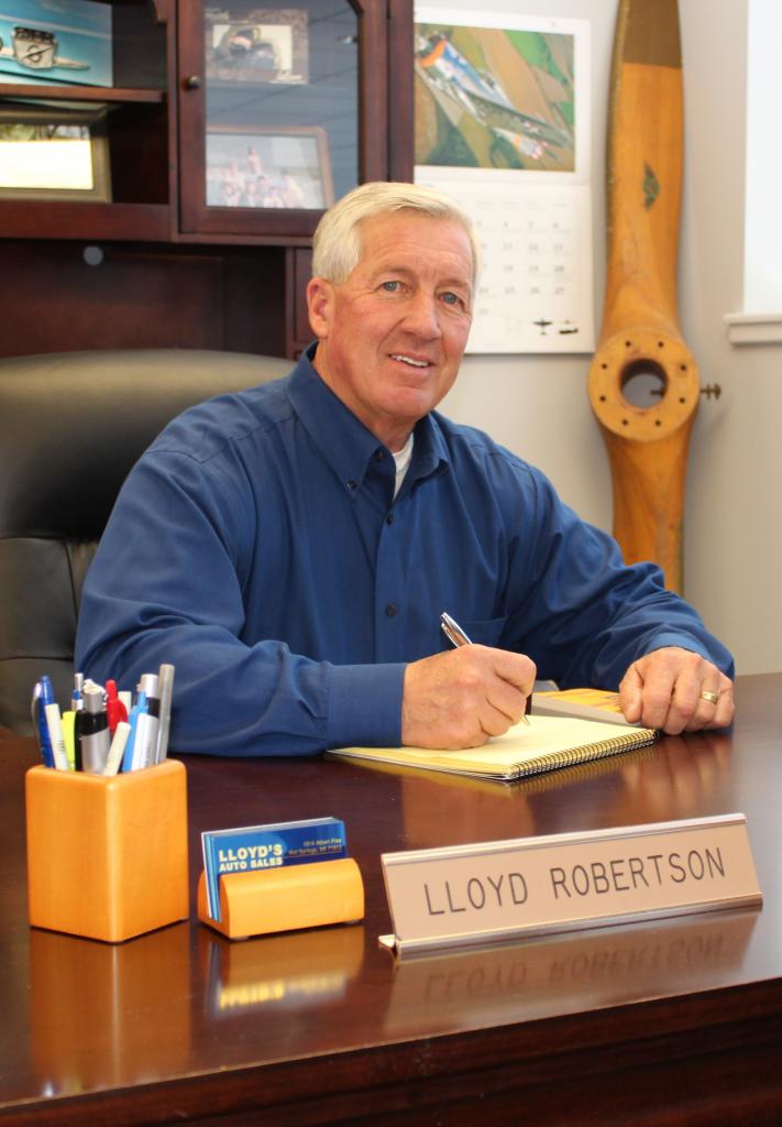 Lloyd Robertson