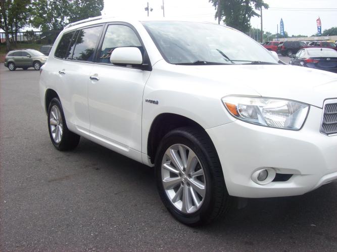 Lloyd's Auto Sales - 2008 Toyota Highlander Hybrid Limited 4WD