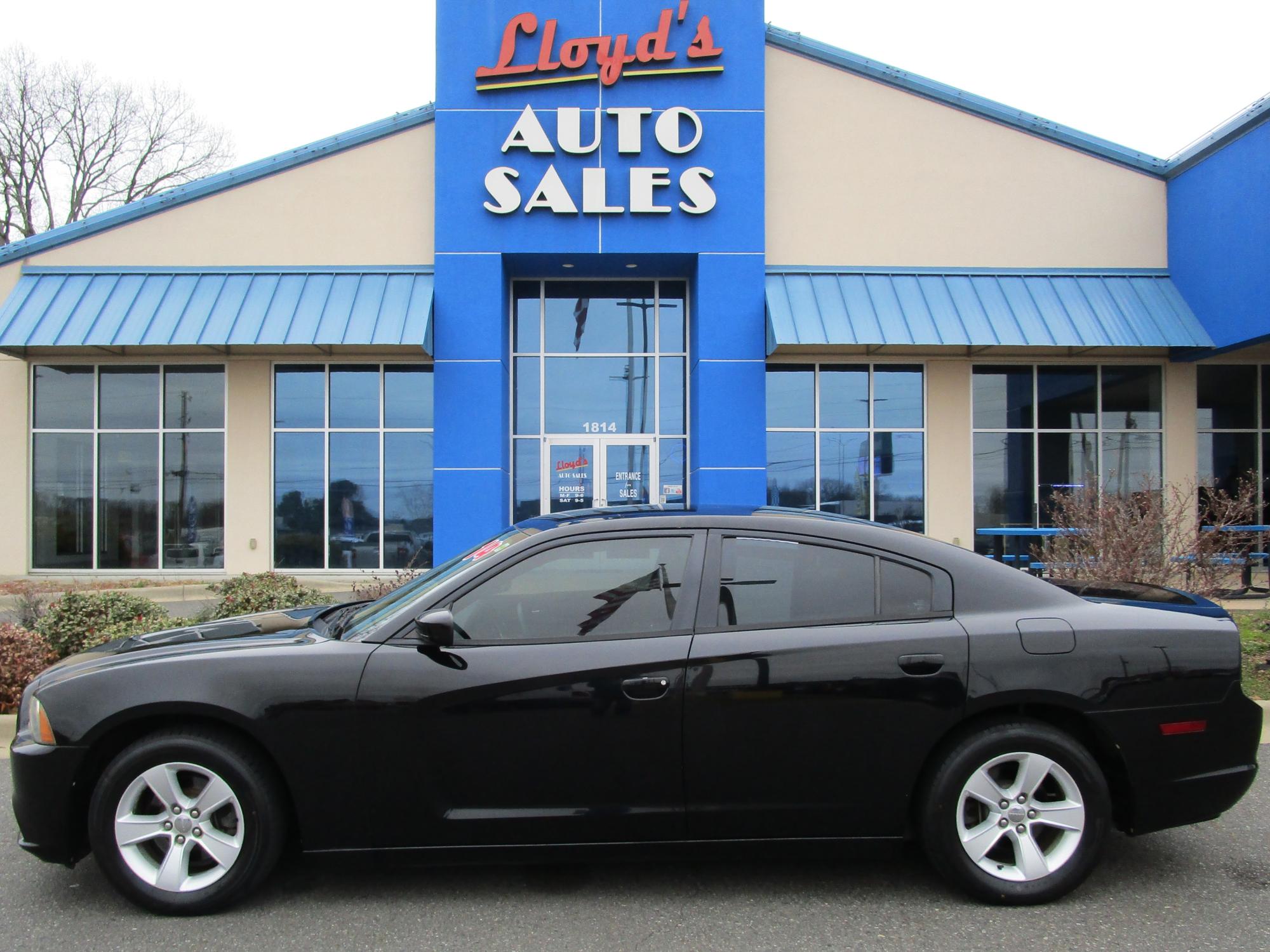 photo of 2014 Dodge Charger BLACK