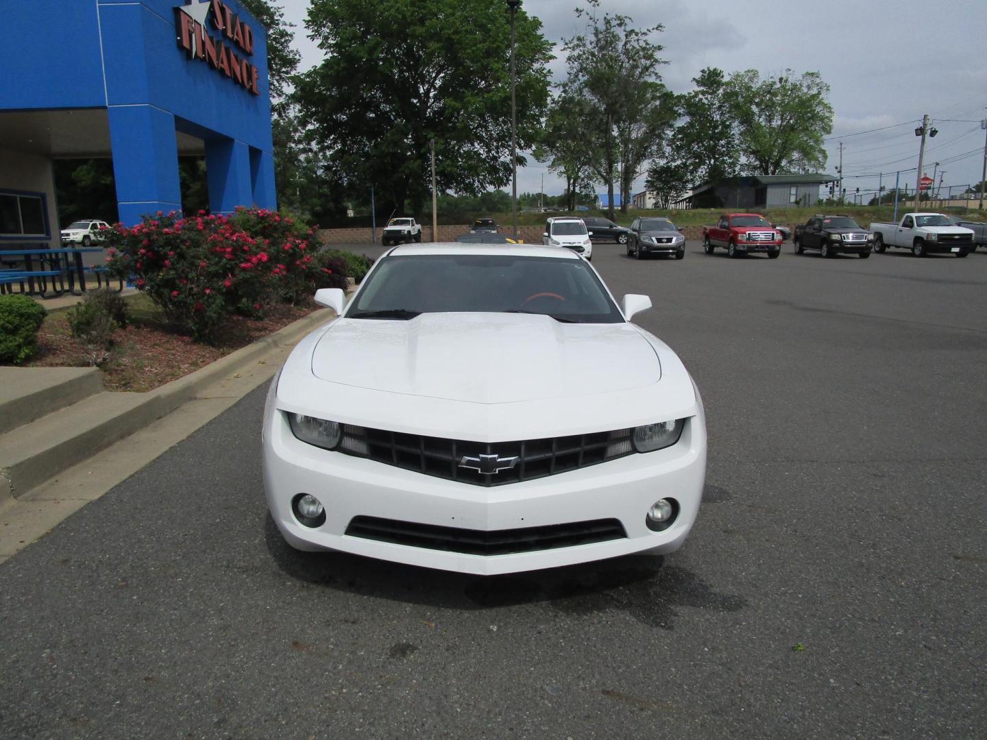 2012 WHITE /Red / Leather Chevrolet Camaro Coupe 1LT (2G1FB1E33C9) with an 3.6L V6 DOHC 24V FFV engine, 6-Speed Automatic transmission, located at 1814 Albert Pike Road, Hot Springs, AR, 71913, (501) 623-1717, 34.494228, -93.094070 - Photo#1