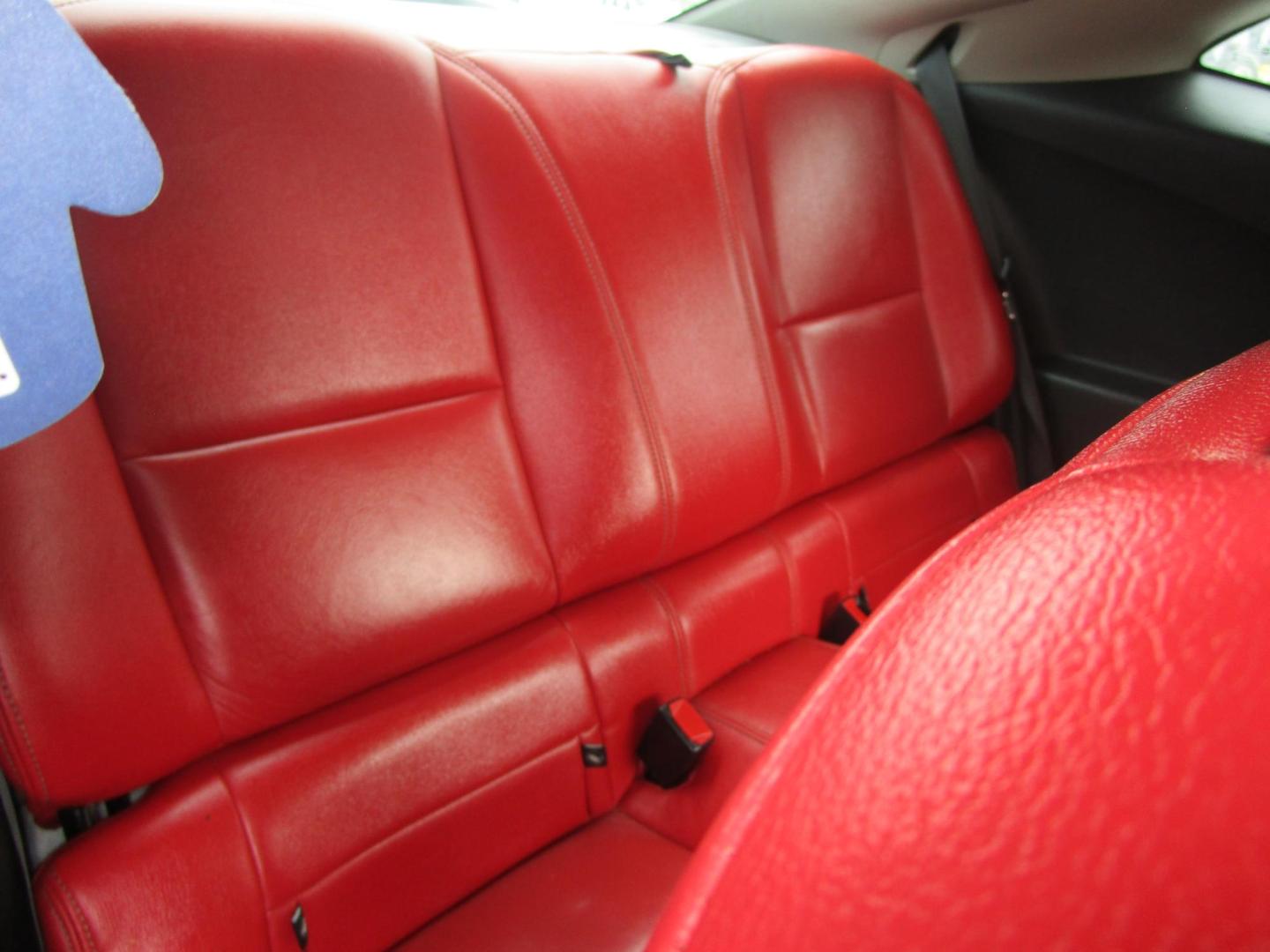 2012 WHITE /Red / Leather Chevrolet Camaro Coupe 1LT (2G1FB1E33C9) with an 3.6L V6 DOHC 24V FFV engine, 6-Speed Automatic transmission, located at 1814 Albert Pike Road, Hot Springs, AR, 71913, (501) 623-1717, 34.494228, -93.094070 - Photo#7