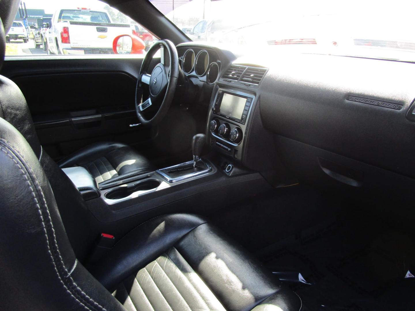 2009 Orange /Black / Leather Dodge Challenger R/T (2B3LJ54T19H) with an 5.7L V8 OHV 16V engine, 4-Speed Automatic transmission, located at 1814 Albert Pike Road, Hot Springs, AR, 71913, (501) 623-1717, 34.494228, -93.094070 - Photo#5