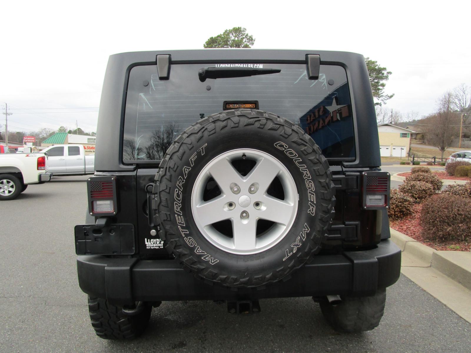 2013 BLACK /Gray/Cloth Jeep Wrangler Sport 4WD (1C4GJWAG8DL) with an 3.6L V6 DOHC 24V FFV engine, located at 1814 Albert Pike Road, Hot Springs, AR, 71913, (501) 623-1717, 34.494228, -93.094070 - Photo #4