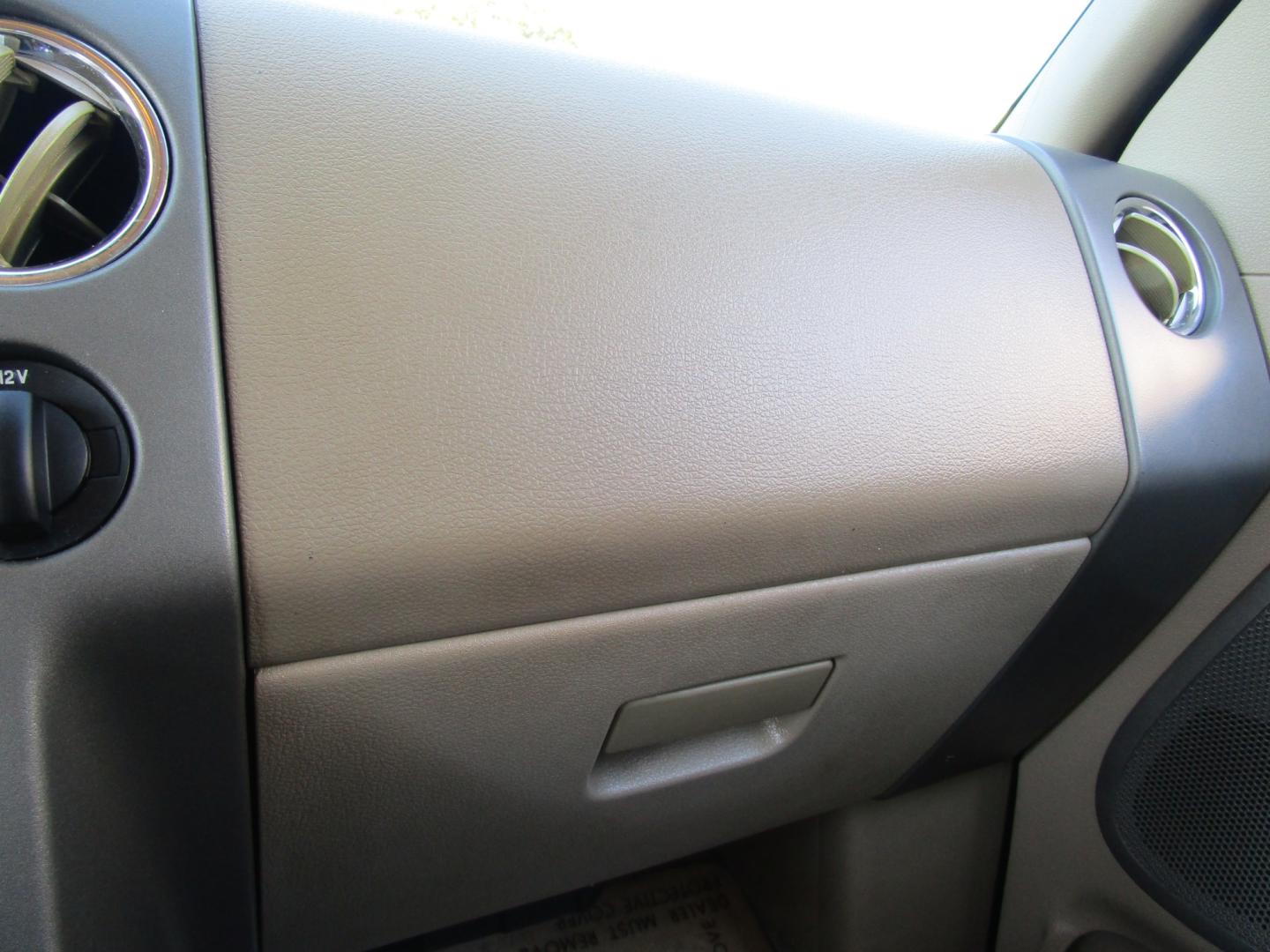 2008 Brown /Tan/Leather Ford F-150 FX4 SuperCrew (1FTPW14VX8K) with an 5.4L V8 SOHC 24V FFV engine, 4-Speed Automatic Overdrive transmission, located at 1814 Albert Pike Road, Hot Springs, AR, 71913, (501) 623-1717, 34.494228, -93.094070 - Photo#11