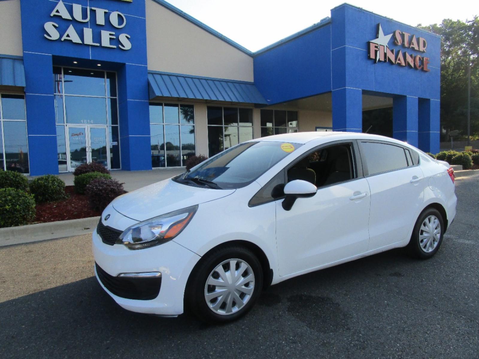 2017 WHITE /Gray / Cloth Kia Rio LX 6A (KNADM4A34H6) with an 1.6L L4 DOHC 16V engine, 6A transmission, located at 1814 Albert Pike Road, Hot Springs, AR, 71913, (501) 623-1717, 34.494228, -93.094070 - Photo #1