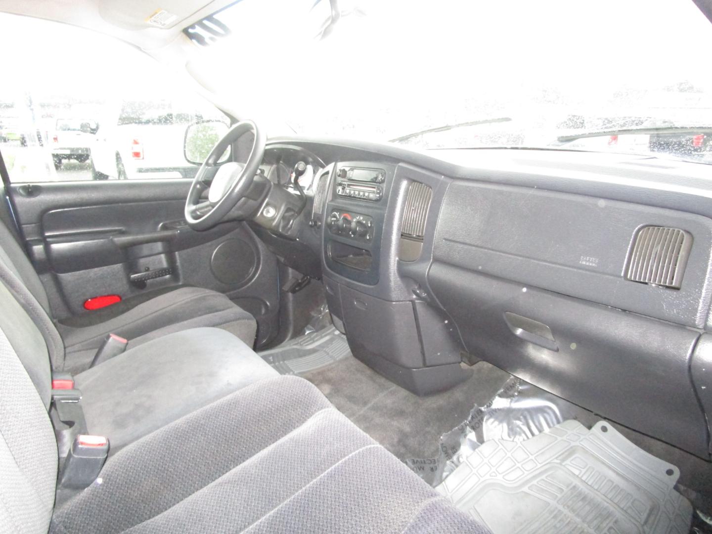 2004 Blue /Gray / Cloth Dodge Ram 1500 Laramie Quad Cab 2WD (1D7HA18N44S) with an 4.7L V8 SOHC 16V engine, 5-Speed Automatic Overdrive transmission, located at 1814 Albert Pike Road, Hot Springs, AR, 71913, (501) 623-1717, 34.494228, -93.094070 - Photo#5