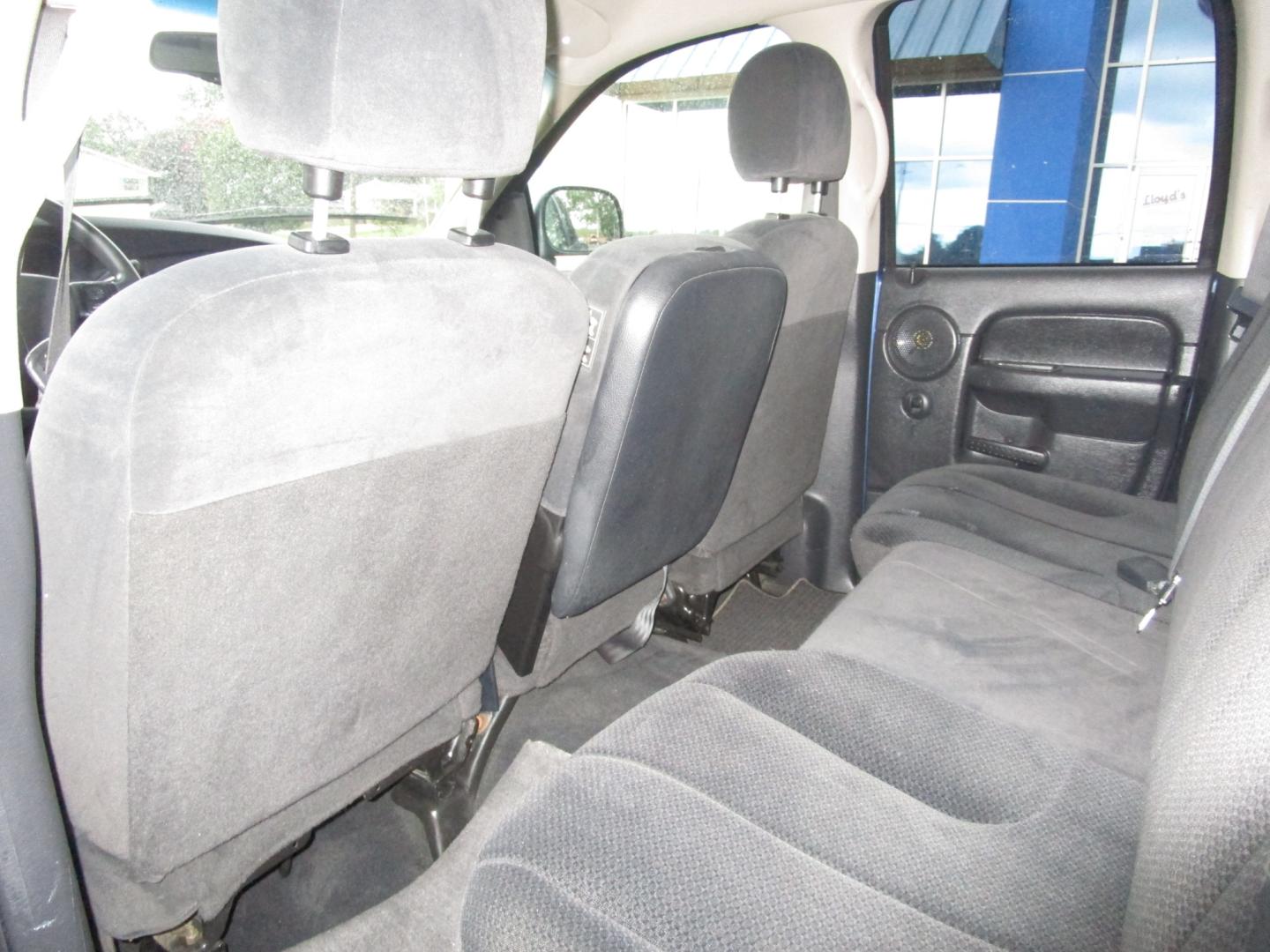 2004 Blue /Gray / Cloth Dodge Ram 1500 Laramie Quad Cab 2WD (1D7HA18N44S) with an 4.7L V8 SOHC 16V engine, 5-Speed Automatic Overdrive transmission, located at 1814 Albert Pike Road, Hot Springs, AR, 71913, (501) 623-1717, 34.494228, -93.094070 - Photo#7