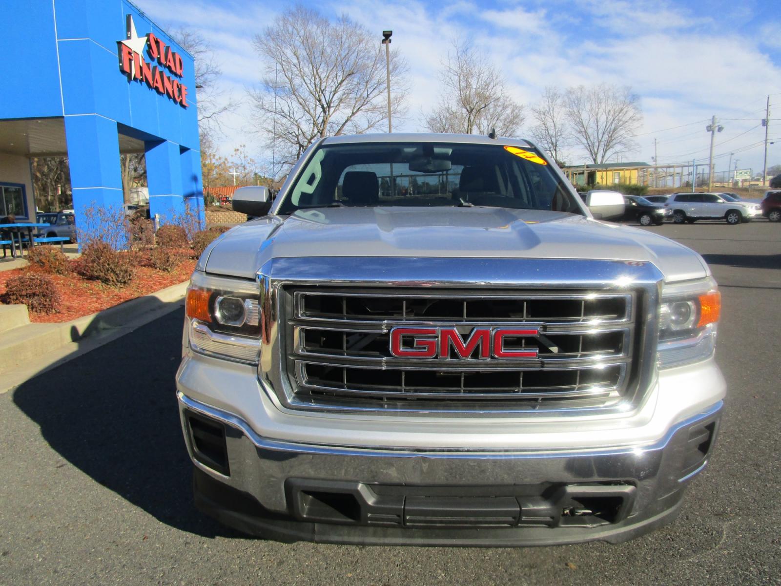 2014 SILVER /Gray / Cloth GMC Sierra 1500 SLE Ext. Cab 2WD (1GTR1UEC8EZ) with an 5.3L V8 OHV 16V engine, 6-Speed Automatic transmission, located at 1814 Albert Pike Road, Hot Springs, AR, 71913, (501) 623-1717, 34.494228, -93.094070 - Photo #2