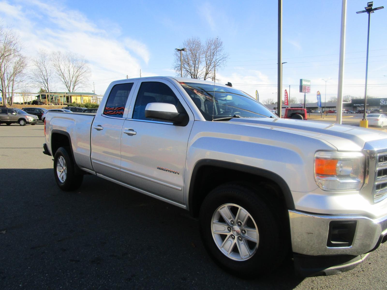 2014 SILVER /Gray / Cloth GMC Sierra 1500 SLE Ext. Cab 2WD (1GTR1UEC8EZ) with an 5.3L V8 OHV 16V engine, 6-Speed Automatic transmission, located at 1814 Albert Pike Road, Hot Springs, AR, 71913, (501) 623-1717, 34.494228, -93.094070 - Photo #3