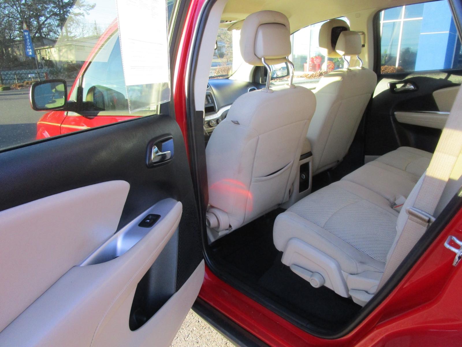 2013 RED /Black / Cloth Dodge Journey SXT AWD (3C4PDDBG1DT) with an 3.6L V6 DOHC 24V engine, 6-Speed Automatic transmission, located at 1814 Albert Pike Road, Hot Springs, AR, 71913, (501) 623-1717, 34.494228, -93.094070 - Photo #4