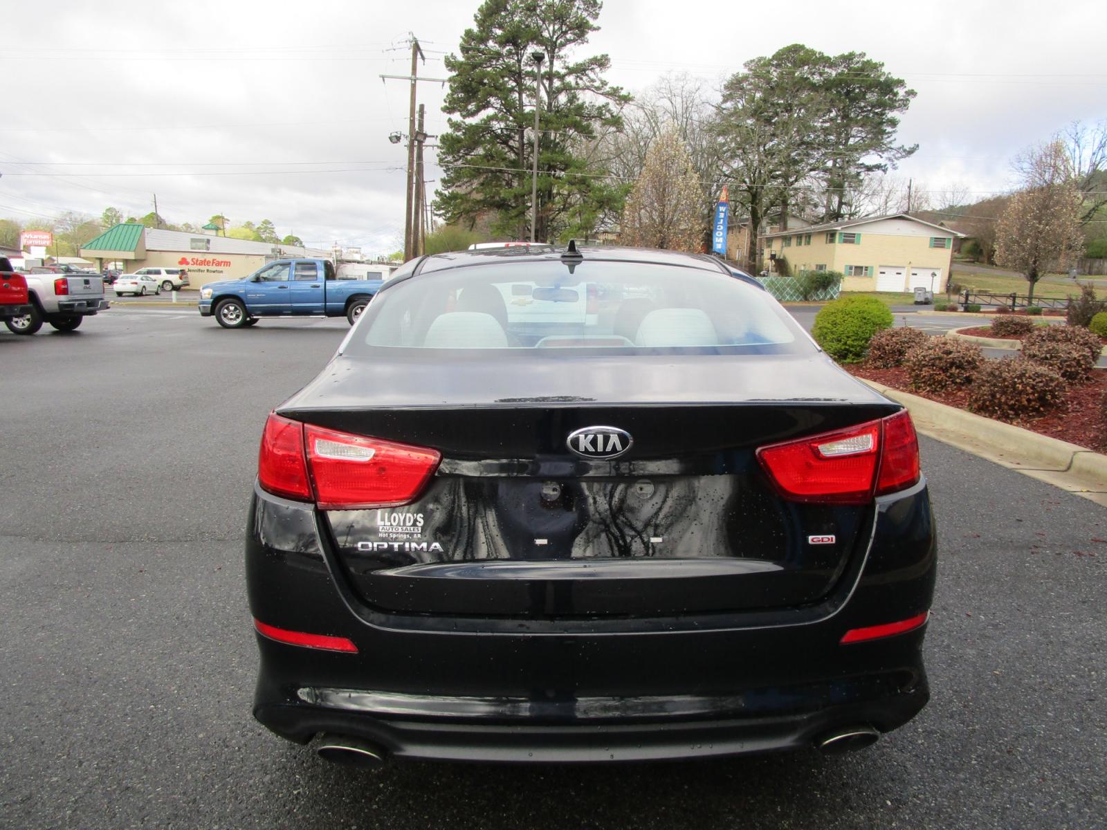 2014 BLACK /Light Gray Cloth Kia Optima LX (5XXGM4A70EG) with an 2.4L L4 DOHC 16V engine, 6-Speed Automatic transmission, located at 1814 Albert Pike Road, Hot Springs, AR, 71913, (501) 623-1717, 34.494228, -93.094070 - Photo #4