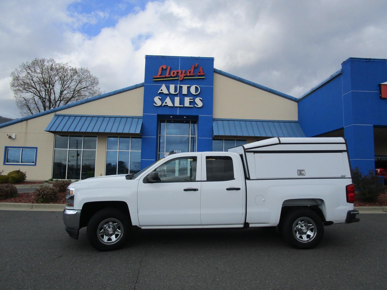 2017 /Gray / Cloth Chevrolet Silverado 1500 Work Truck Double Cab 2WD (1GCRCNEH1HZ) with an 4.3L V6 OHV 12V engine, 6A transmission, located at 1814 Albert Pike Road, Hot Springs, AR, 71913, (501) 623-1717, 34.494228, -93.094070 - Photo #0