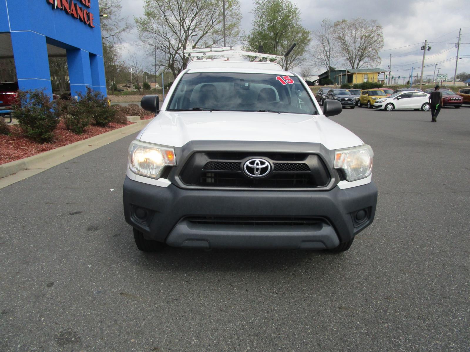 2015 WHITE /Gray / Cloth Toyota Tacoma Access Cab I4 4AT 2WD (5TFTX4CN3FX) with an 2.7L L4 DOHC 16V engine, 4-Speed Automatic transmission, located at 1814 Albert Pike Road, Hot Springs, AR, 71913, (501) 623-1717, 34.494228, -93.094070 - Photo #2