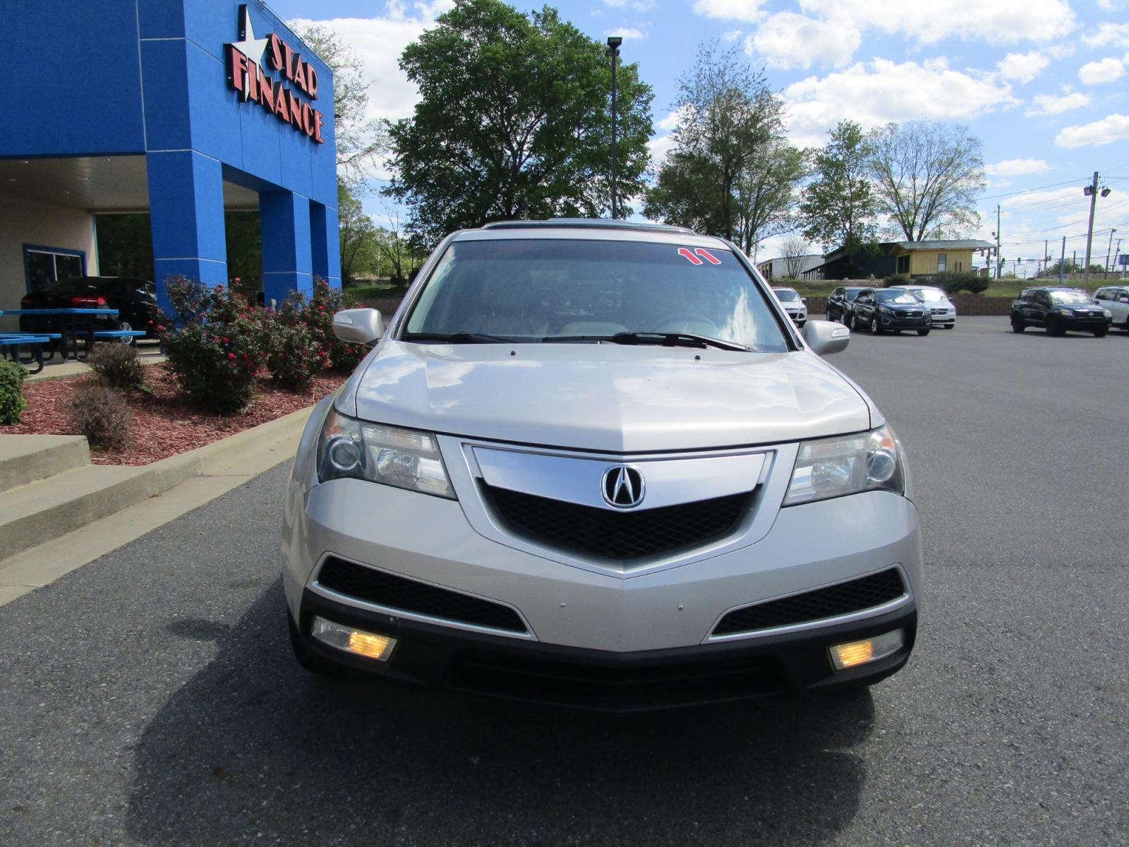 2011 SILVER /Gray / Leather Acura MDX 6-Spd AT w/Tech Package (2HNYD2H68BH) with an 3.5L V6 SOHC 24V engine, 6-Speed Automatic transmission, located at 1814 Albert Pike Road, Hot Springs, AR, 71913, (501) 623-1717, 34.494228, -93.094070 - Photo #2
