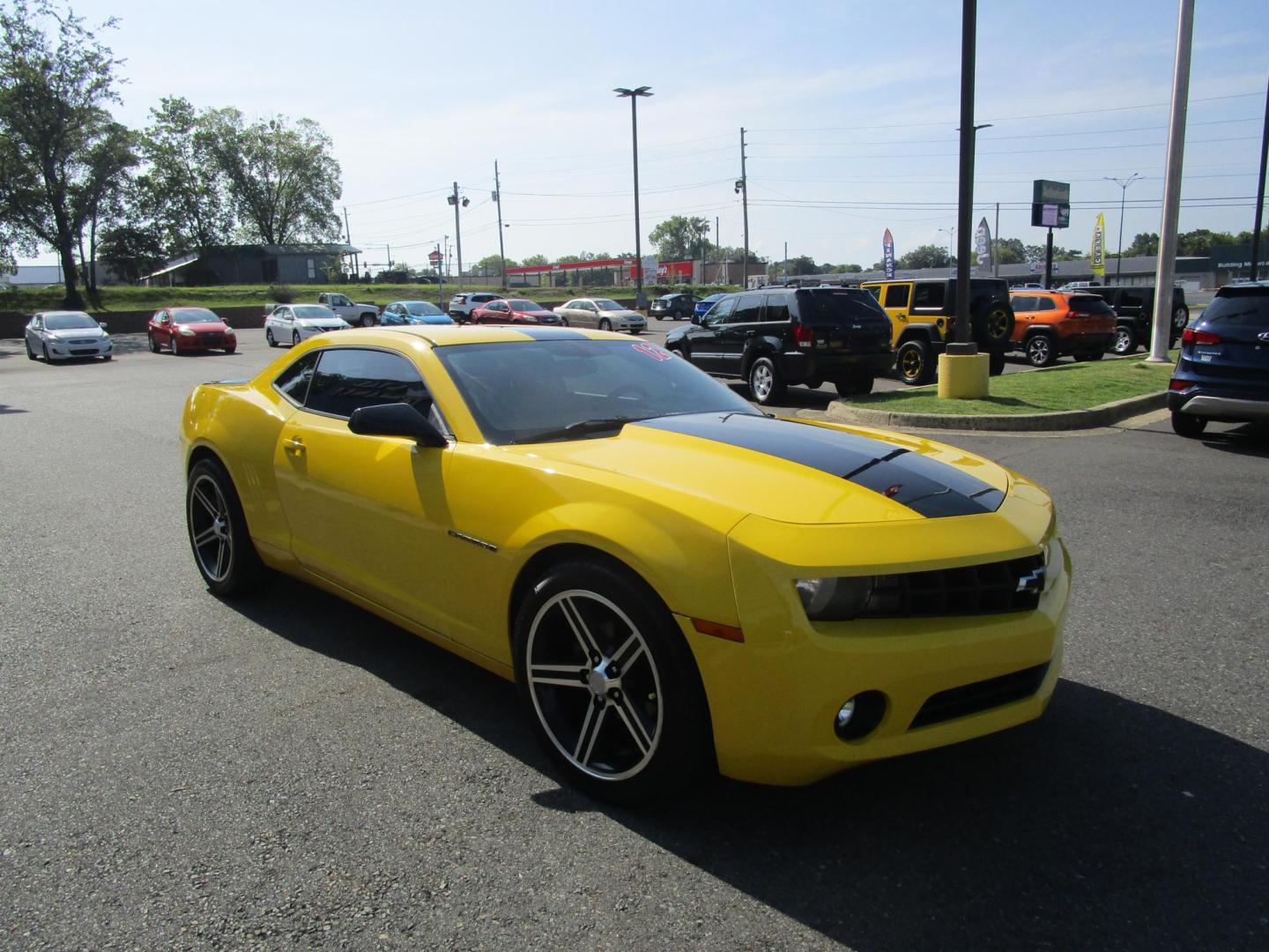 2012 Yellow /BLACK Chevrolet Camaro Coupe 1LT (2G1FB1E30C9) with an 3.6L V6 DOHC 24V FFV engine, 6-Speed Automatic transmission, located at 1814 Albert Pike Road, Hot Springs, AR, 71913, (501) 623-1717, 34.494228, -93.094070 - Photo#3