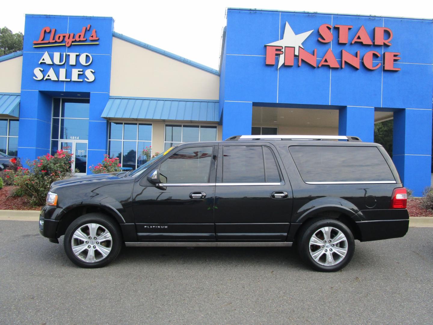 2015 BLACK Ford Expedition (1FMJK1MT2FE) with an 3.5L V6 DOHC 24V engine, located at 1814 Albert Pike Road, Hot Springs, AR, 71913, (501) 623-1717, 34.494228, -93.094070 - Photo#0