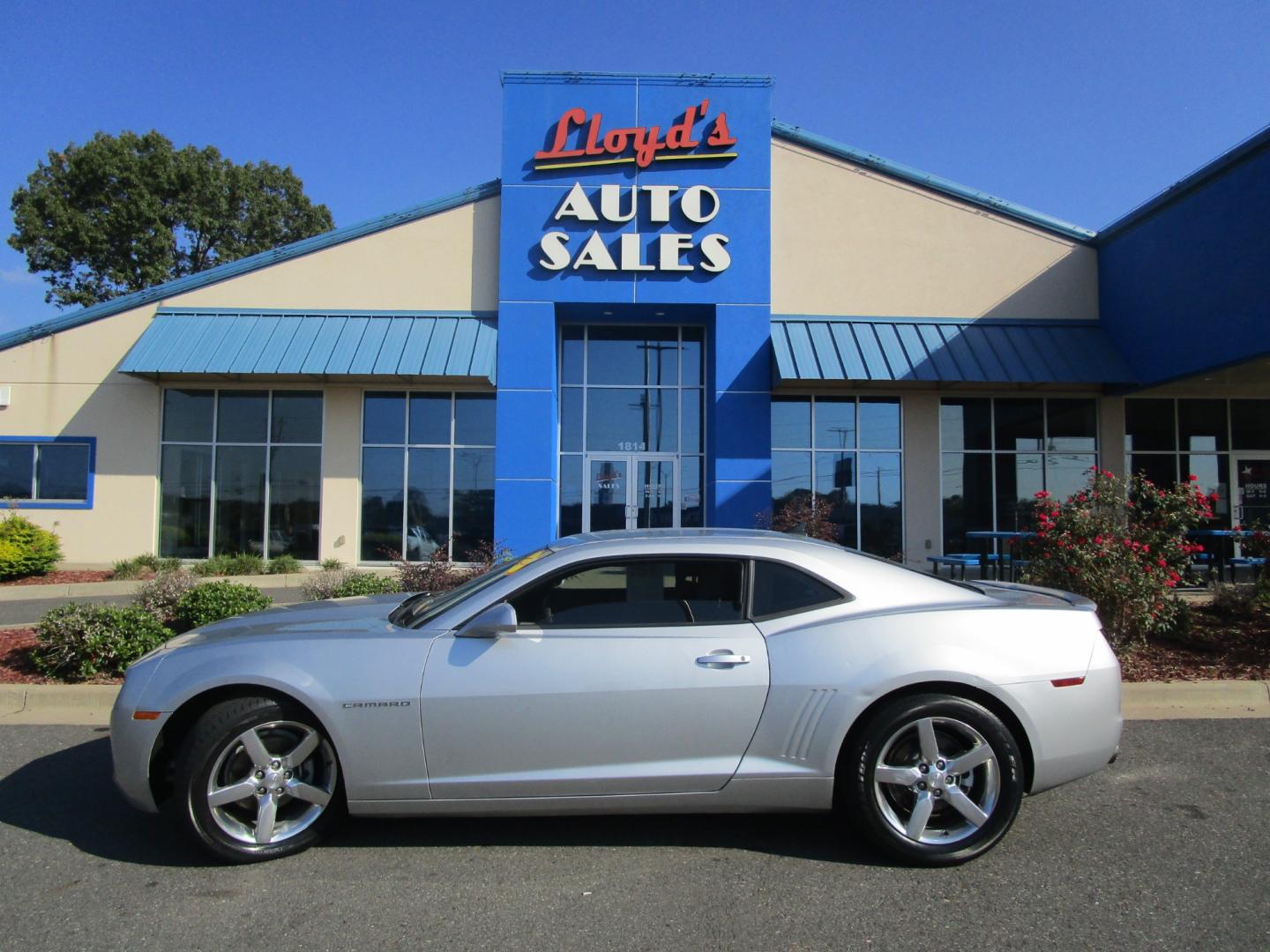2012 SILVER /Black/Cloth Chevrolet Camaro Coupe 1LT (2G1FB1E34C9) with an 3.6L V6 DOHC 24V FFV engine, 6-Speed Automatic transmission, located at 1814 Albert Pike Road, Hot Springs, AR, 71913, (501) 623-1717, 34.494228, -93.094070 - Photo#0