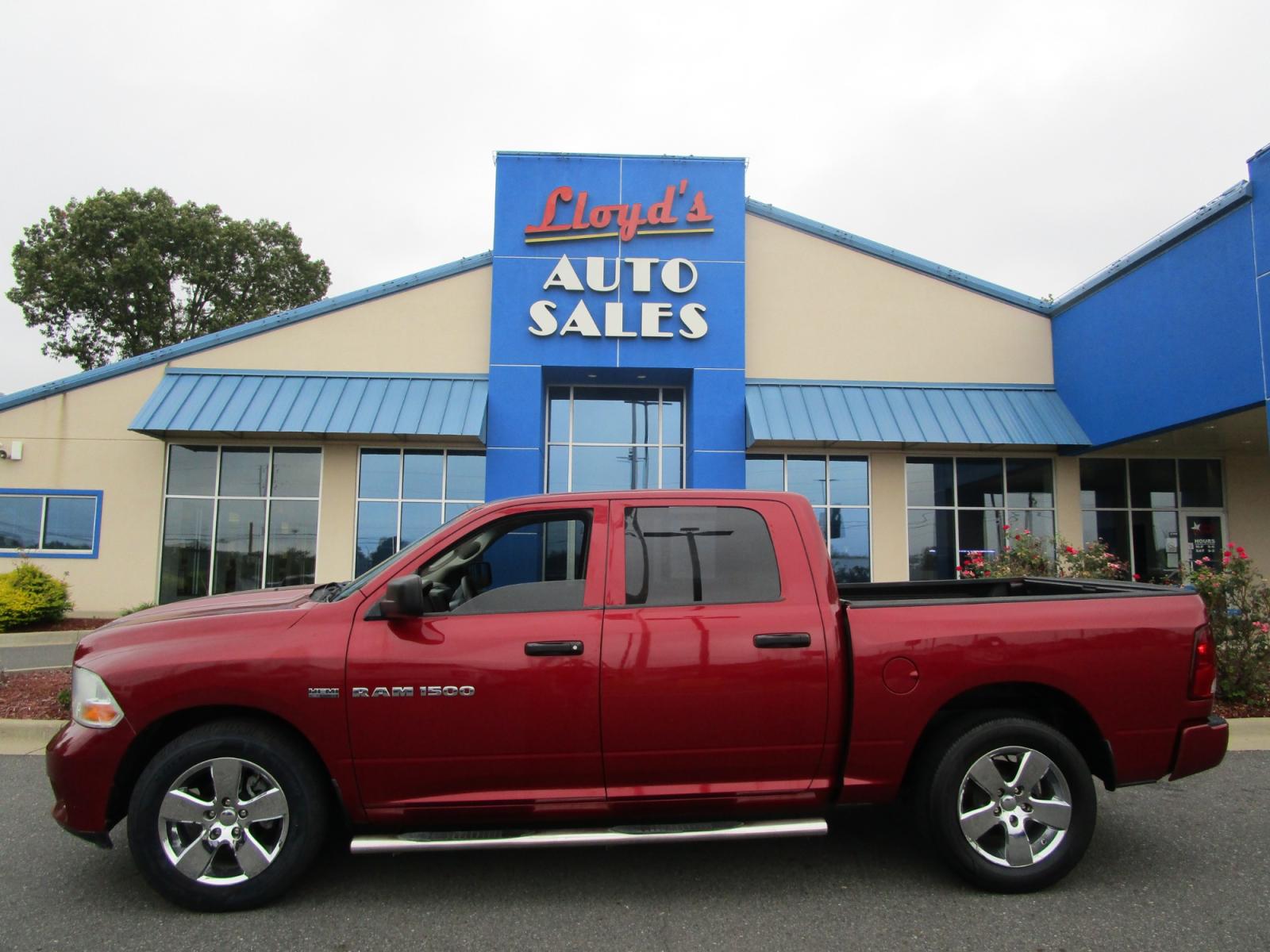 2012 Dodge Ram 1500 ST Crew Cab 2WD (1C6RD6KT9CS) with an 5.7L V8 OHV 16V engine, 6-Speed Automatic transmission, located at 1814 Albert Pike Road, Hot Springs, AR, 71913, (501) 623-1717, 34.494228, -93.094070 - Photo #0