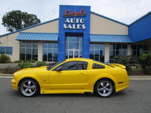 2006 Ford Mustang GT Deluxe Coupe