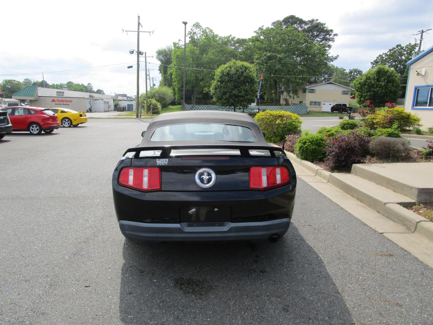 2010 BLACK /Black/Cloth Ford Mustang SPORT (1ZVBP8EN3A5) with an 4.0L V6 OHC 12V engine, 5 SPEED AUTOMATIC transmission, located at 1814 Albert Pike Road, Hot Springs, AR, 71913, (501) 623-1717, 34.494228, -93.094070 - Photo#8