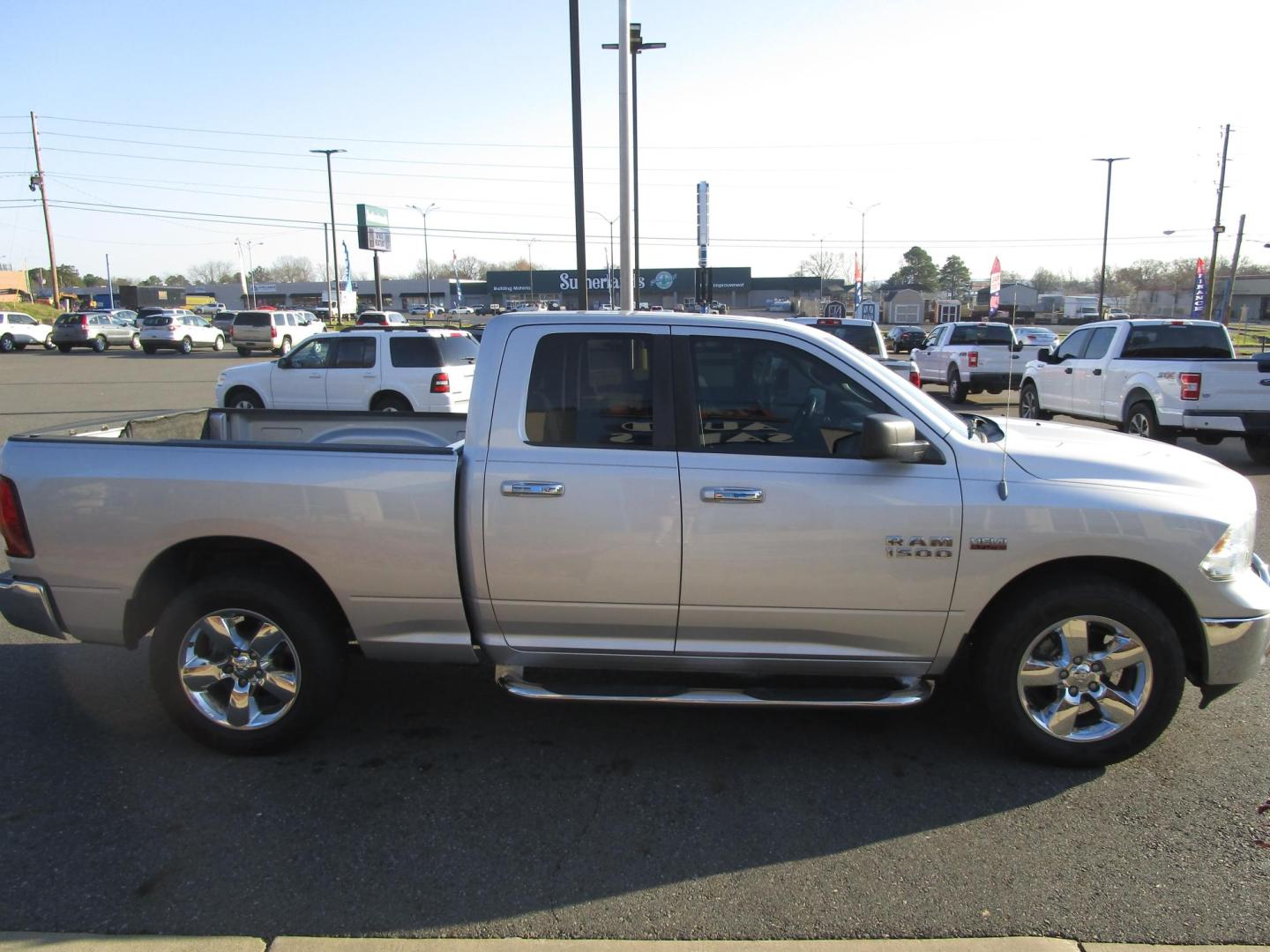 2013 SILVER /Gray / Cloth RAM 1500 1500 (1C6RR6GT3DS) with an 5.7L V8 engine, AUTOMATIC transmission, located at 1814 Albert Pike Road, Hot Springs, AR, 71913, (501) 623-1717, 34.494228, -93.094070 - RAM 1500 5.7L V8 - Photo#2