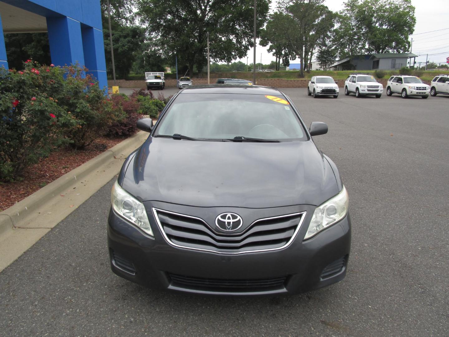2011 Grey Toyota Camry SE 6-Spd MT (4T1BF3EK5BU) with an 2.5L L4 DOHC 16V engine, 6-Speed Manual transmission, located at 1814 Albert Pike Road, Hot Springs, AR, 71913, (501) 623-1717, 34.494228, -93.094070 - Photo#2