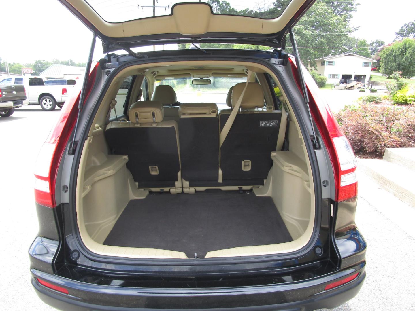 2011 BLACK /Tan / Leather Honda CR-V EX-L 4WD 5-Speed AT (5J6RE4H74BL) with an 2.4L L4 DOHC 16V engine, 5-Speed Automatic transmission, located at 1814 Albert Pike Road, Hot Springs, AR, 71913, (501) 623-1717, 34.494228, -93.094070 - Photo#10