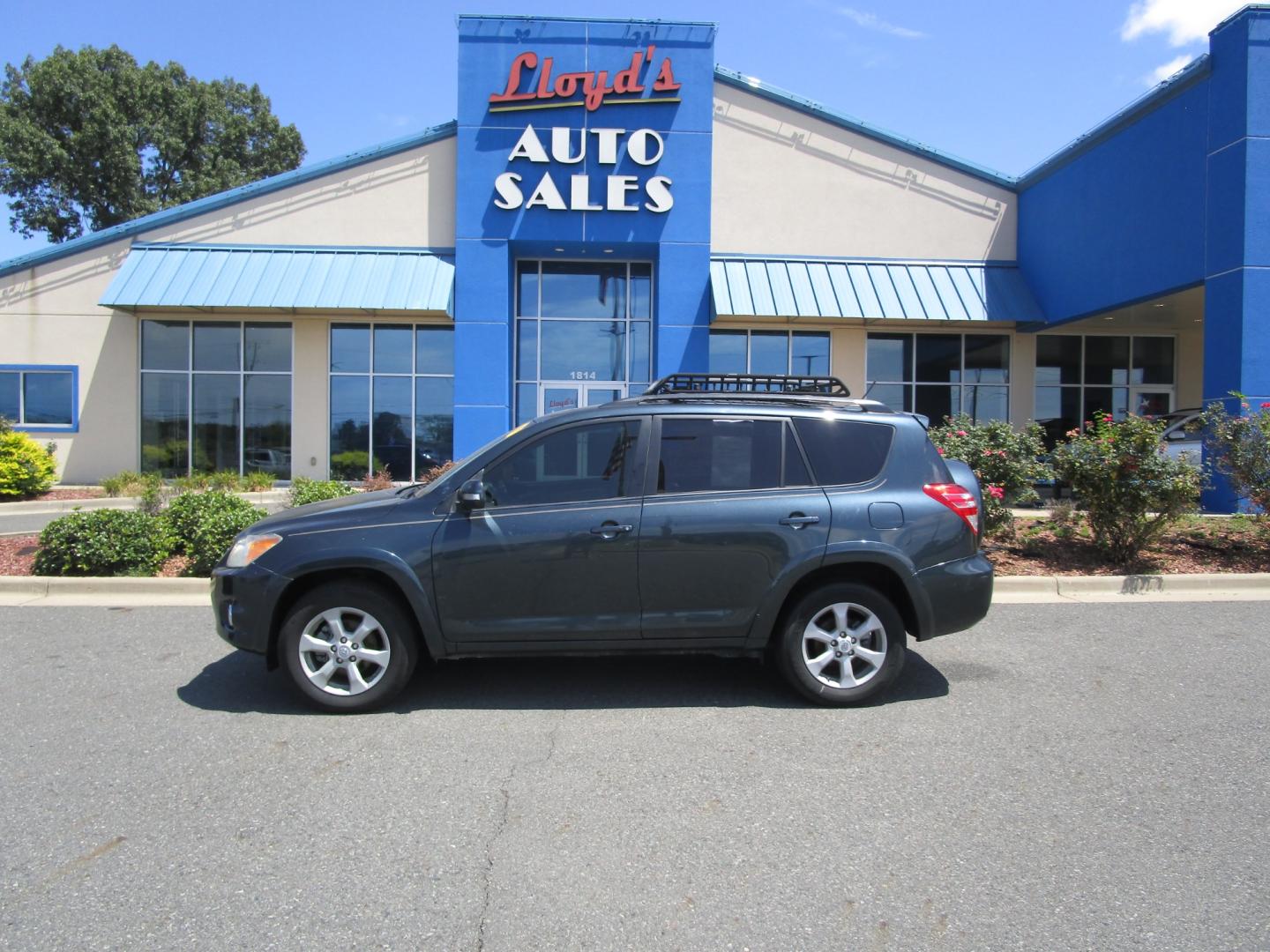 2011 Blue Toyota RAV4 Limited V6 2WD (2T3YK4DV0BW) with an 3.5L V6 DOHC 24V engine, 5-Speed Automatic transmission, located at 1814 Albert Pike Road, Hot Springs, AR, 71913, (501) 623-1717, 34.494228, -93.094070 - Photo#0