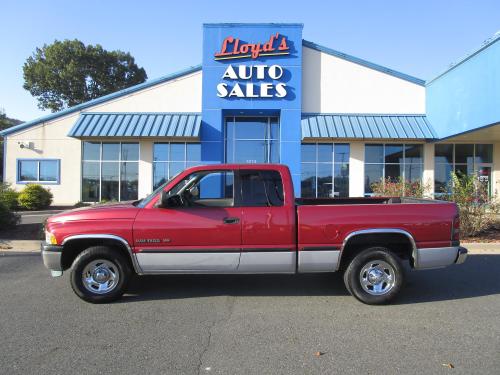 1999 Dodge Ram 1500 Club Cab Long Bed 2WD