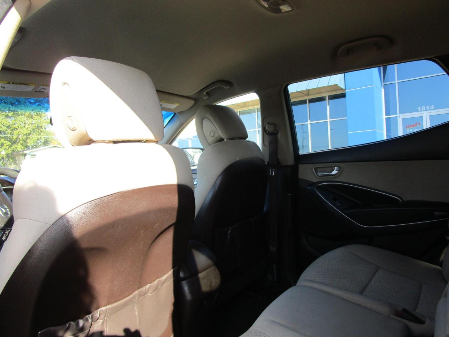 2018 Blue /TAN Hyundai Santa Fe Sport 2.4 FWD (5XYZT3LB6JG) with an 2.4L L4 DOHC 16V engine, 6A transmission, located at 1814 Albert Pike Road, Hot Springs, AR, 71913, (501) 623-1717, 34.494228, -93.094070 - 2018 Hyundai Santa Fe Sport 2.4 FWD 4 Door SUV 2.4L I4 F DOHC 16V Gasoline Front Wheel Drive - Photo#9