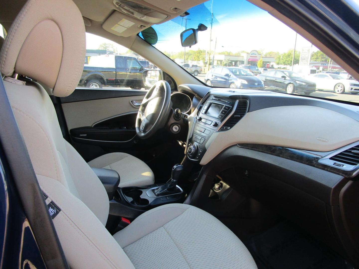 2018 Blue /TAN Hyundai Santa Fe Sport 2.4 FWD (5XYZT3LB6JG) with an 2.4L L4 DOHC 16V engine, 6A transmission, located at 1814 Albert Pike Road, Hot Springs, AR, 71913, (501) 623-1717, 34.494228, -93.094070 - 2018 Hyundai Santa Fe Sport 2.4 FWD 4 Door SUV 2.4L I4 F DOHC 16V Gasoline Front Wheel Drive - Photo#7