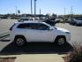 2017 WHITE /IVORY Jeep Cherokee Overland 4WD (1C4PJMJS6HW) with an 3.2L V6 DOHC 24V engine, 9A transmission, located at 1814 Albert Pike Road, Hot Springs, AR, 71913, (501) 623-1717, 34.494228, -93.094070 - CHECK OUT THIS BEAUTY! ONE OWNER! Exterior Features: 18 Inch Wheels. LED daytime running headlamps. LED tail lamps. Fog and Cornering lamps. Power liftgate. Exterior mirrors with heating element. Bright white clear coat exterior paint. Interior Features: Leather wrapped instrument panel, sh - Photo#2