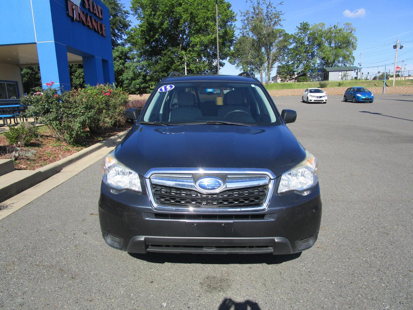 2015 CHARCOAL Subaru Forester 2.5i Premium (JF2SJABCXFH) with an 2.5L H4 SOHC 16V engine, 6-Speed Automatic transmission, located at 1814 Albert Pike Road, Hot Springs, AR, 71913, (501) 623-1717, 34.494228, -93.094070 - 2015 Subaru Forester 2.5I. 4 Door SUV. 2.5L H4 F DOHC 16V Gasoline All Wheel Drive - Photo#2