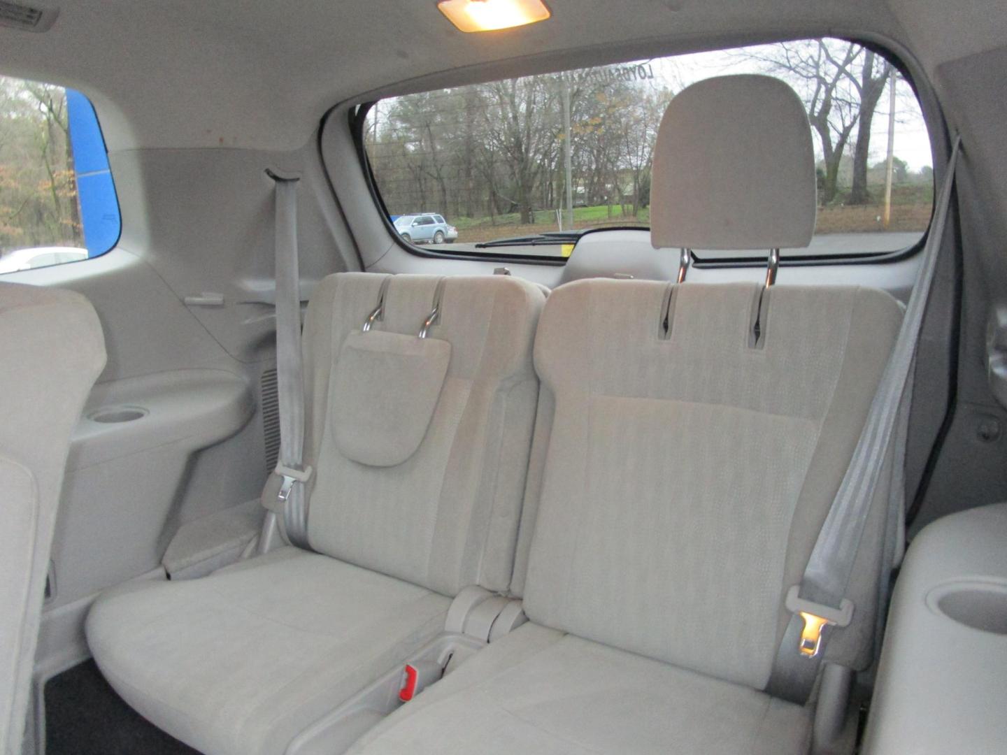 2011 GRAY Toyota Highlander Base 2WD V6 (5TDZK3EH3BS) with an 3.5L V6 DOHC 24V engine, 5-Speed Automatic transmission, located at 1814 Albert Pike Road, Hot Springs, AR, 71913, (501) 623-1717, 34.494228, -93.094070 - Photo#9