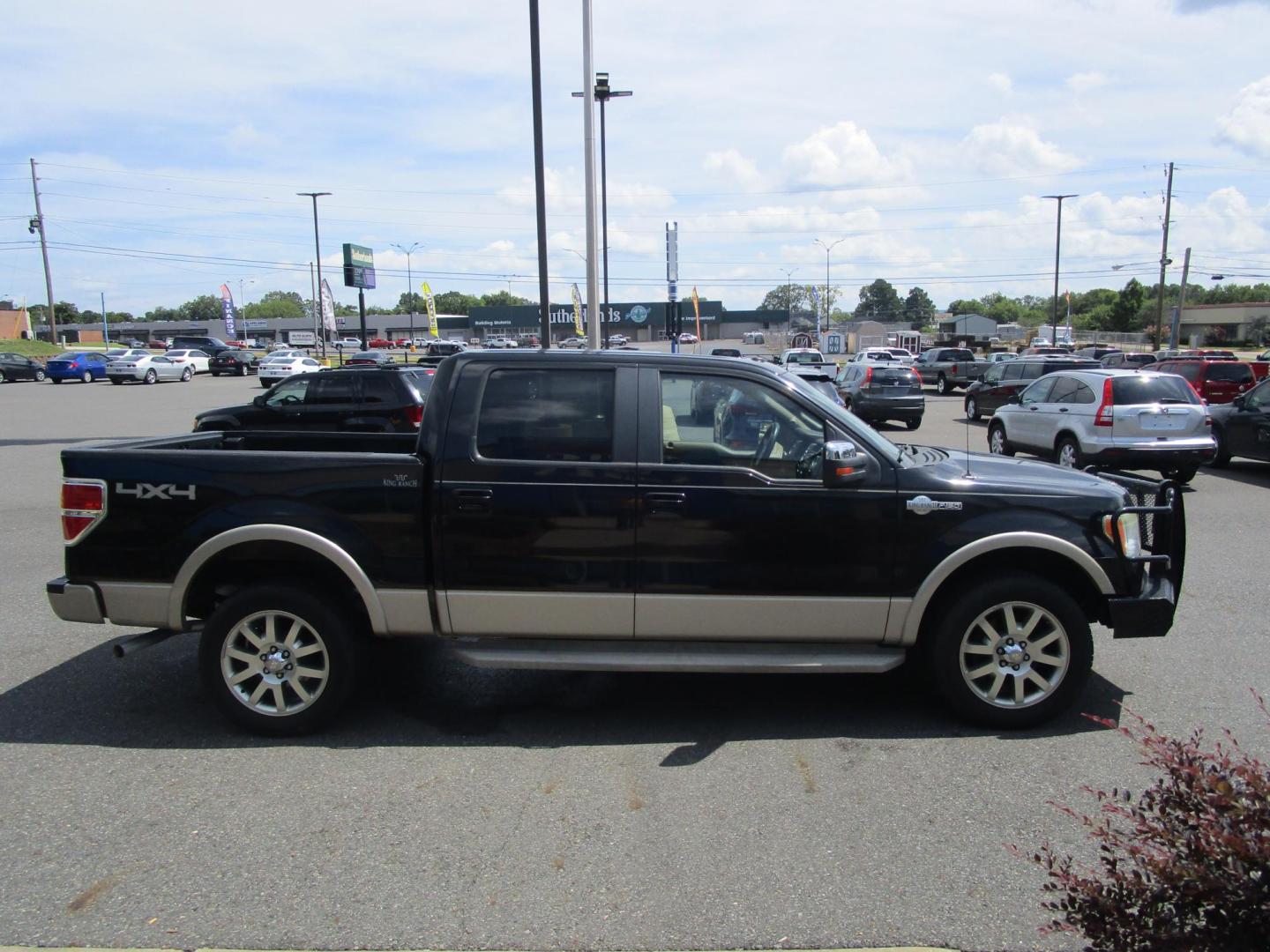 2010 BLACK /KING RANCH LEATHER Ford F-150 Lariat SuperCrew 5.5-ft. Bed 4WD (1FTFW1EVXAK) with an 5.4L V8 SOHC 24V FFV engine, 4-Speed Automatic transmission, located at 1814 Albert Pike Road, Hot Springs, AR, 71913, (501) 623-1717, 34.494228, -93.094070 - 2010 FORD F-150 LARIAT KING RANCH - Photo#4
