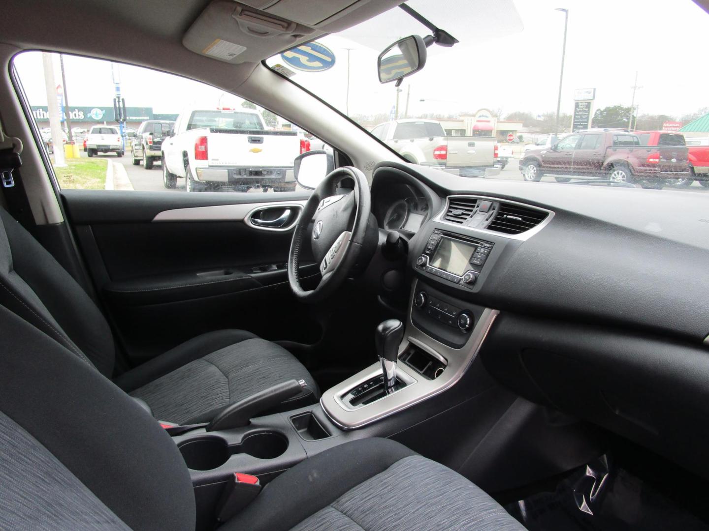 2015 WHITE /BLACK Nissan Sentra S 6MT (3N1AB7AP7FY) with an 1.8L L4 SFI DOHC 16V engine, 6-Speed Manual transmission, located at 1814 Albert Pike Road, Hot Springs, AR, 71913, (501) 623-1717, 34.494228, -93.094070 - Photo#5