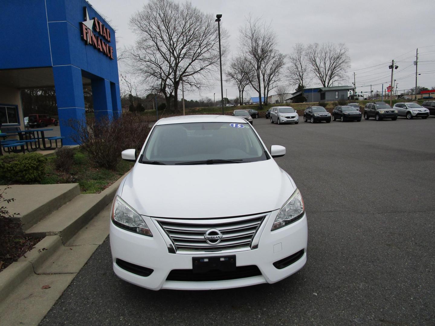 2015 WHITE /BLACK Nissan Sentra S 6MT (3N1AB7AP7FY) with an 1.8L L4 SFI DOHC 16V engine, 6-Speed Manual transmission, located at 1814 Albert Pike Road, Hot Springs, AR, 71913, (501) 623-1717, 34.494228, -93.094070 - Photo#1