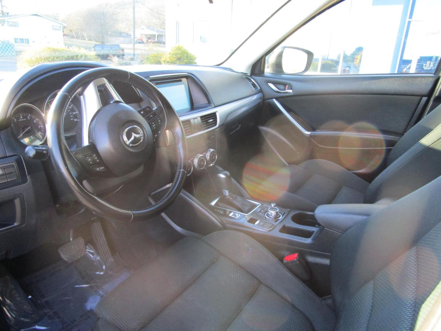 2016 Grey /BLACK Mazda CX-5 Touring AWD (JM3KE4CY2G0) with an 2.5L L4 DOHC 16V engine, 6-Speed Automatic transmission, located at 1814 Albert Pike Road, Hot Springs, AR, 71913, (501) 623-1717, 34.494228, -93.094070 - Photo#4