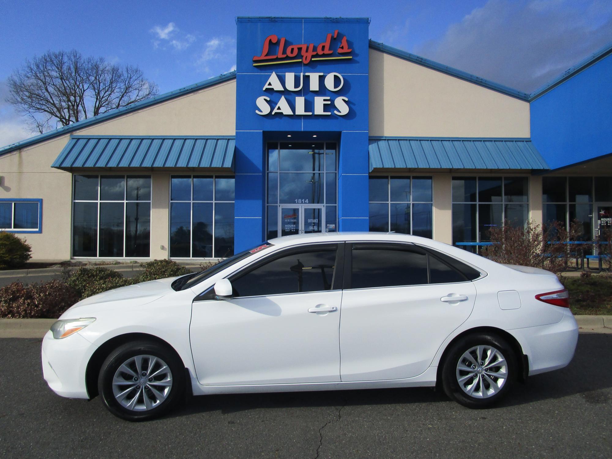 photo of 2015 Toyota Camry XSE