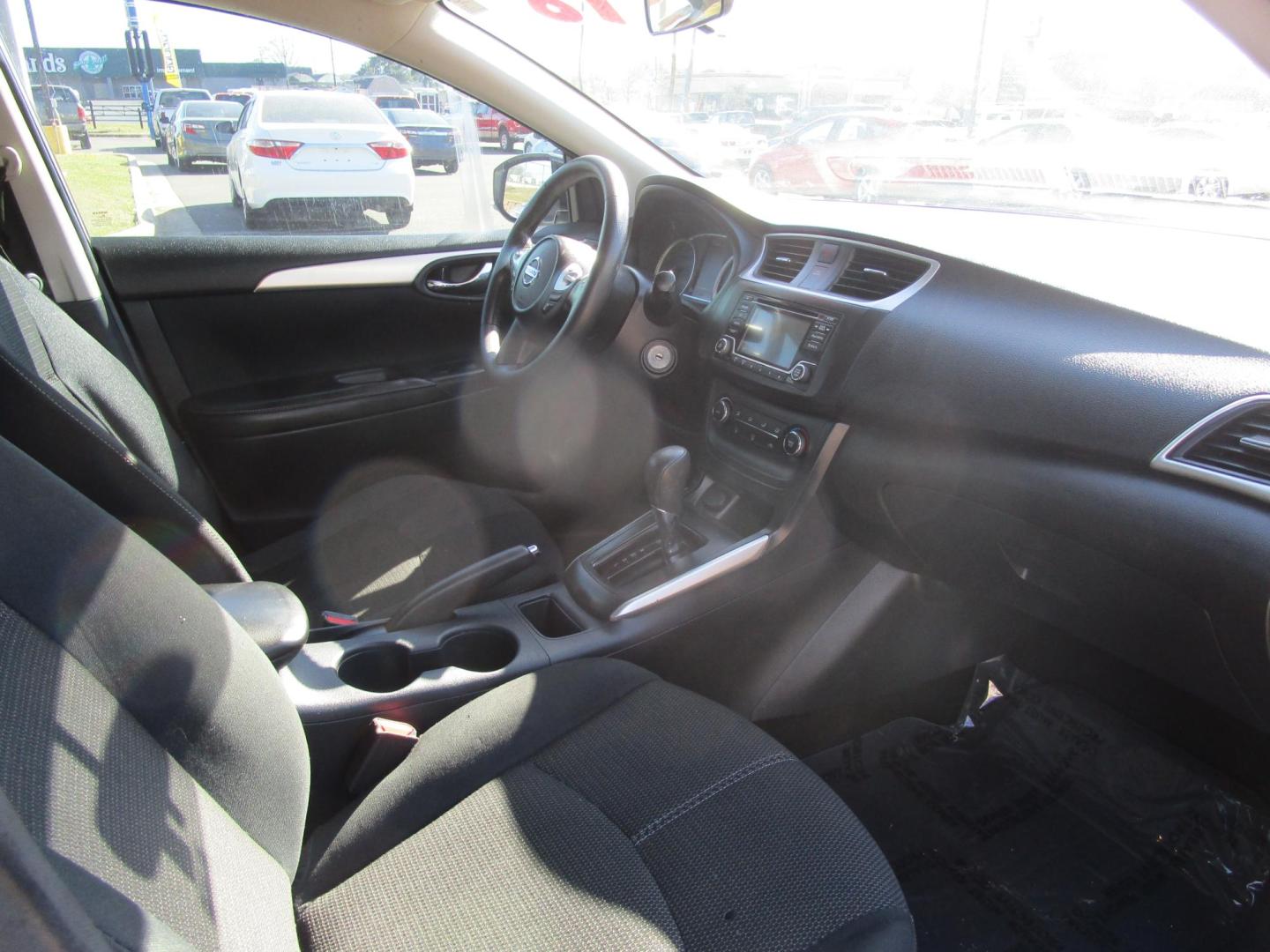 2018 WHITE /GREY Nissan Sentra S CVT (3N1AB7AP2JY) with an 1.8L L4 SFI DOHC 16V engine, CVT transmission, located at 1814 Albert Pike Road, Hot Springs, AR, 71913, (501) 623-1717, 34.494228, -93.094070 - Photo#5