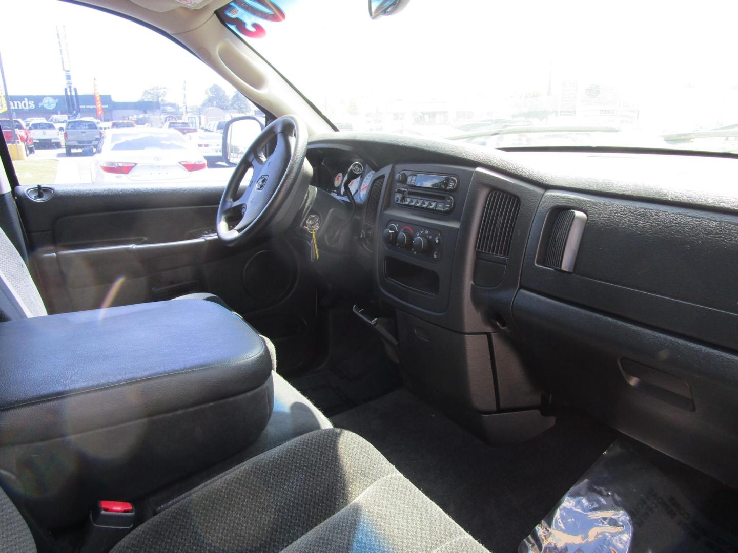 2003 GOLD Dodge Ram 1500 Laramie Quad Cab Long Bed 2WD (1D7HA18D23J) with an 5.7L V8 OHV 16V engine, located at 1814 Albert Pike Road, Hot Springs, AR, 71913, (501) 623-1717, 34.494228, -93.094070 - Photo#7