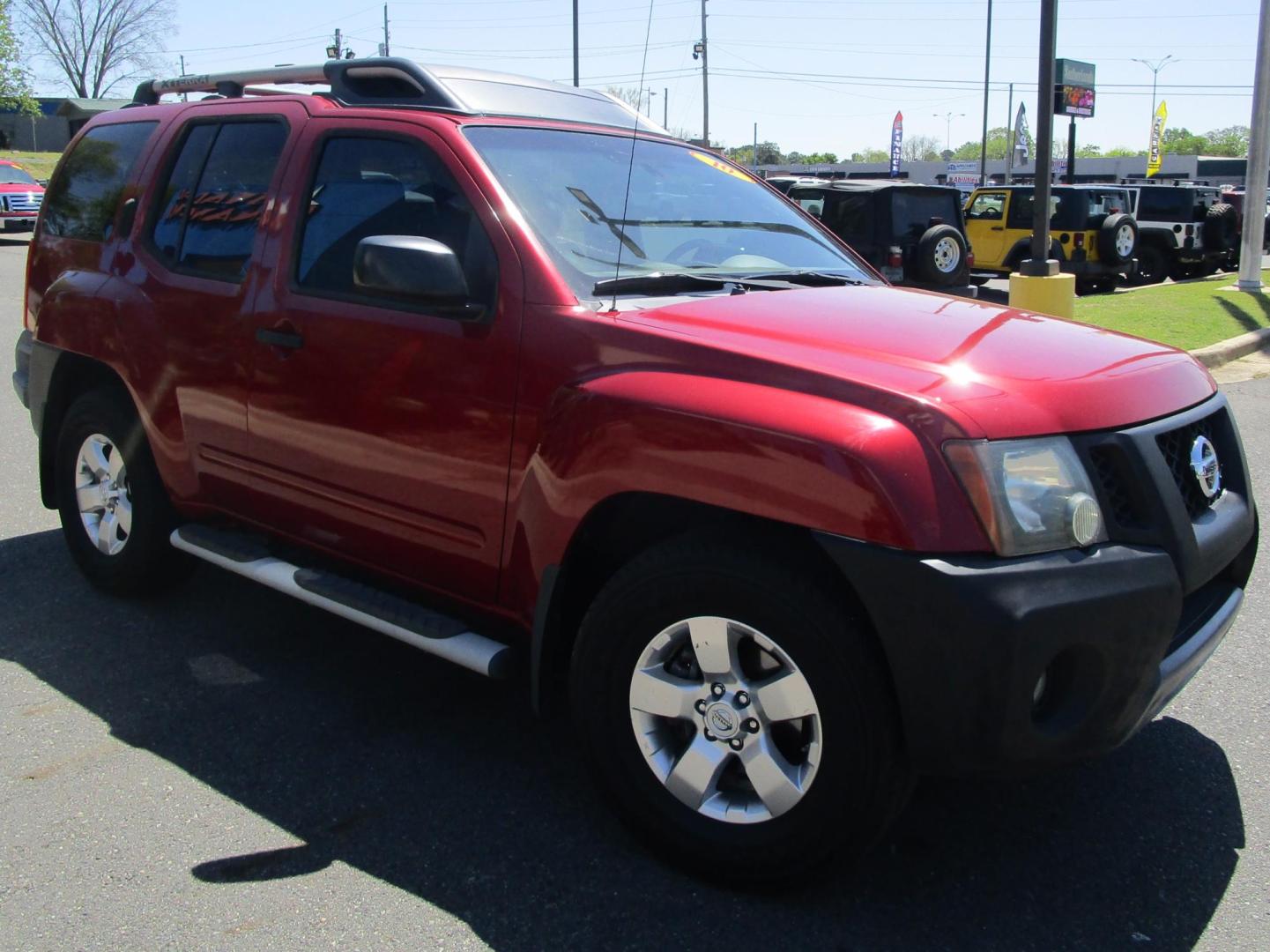 2010 RED /BLACK Nissan Xterra S 2WD (5N1AN0NU0AC) with an 4.0L V6 DOHC 24V engine, located at 1814 Albert Pike Road, Hot Springs, AR, 71913, (501) 623-1717, 34.494228, -93.094070 - Photo#3