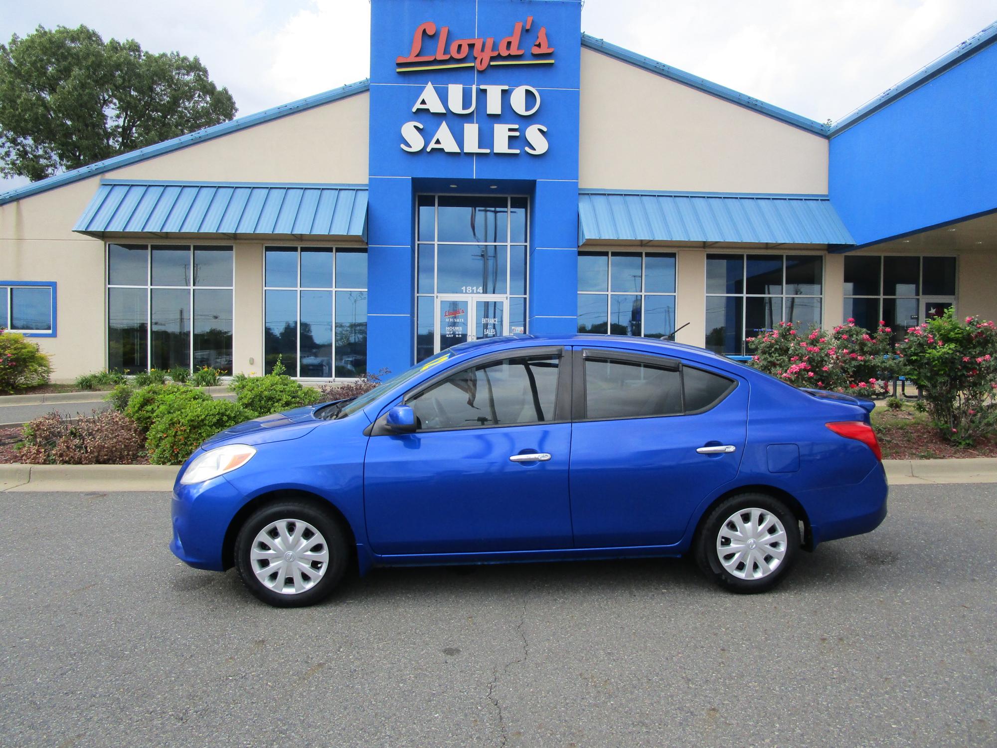 photo of 2012 Nissan Versa 1.6 S Sedan