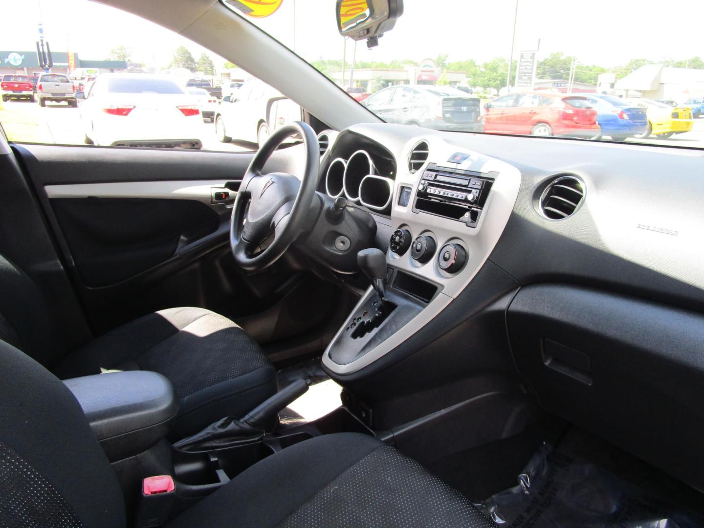 2009 GRAY Pontiac Vibe 2.4L (5Y2SP67099Z) with an 2.4L L4 DOHC 16V engine, 4-Speed Automatic Overdrive transmission, located at 1814 Albert Pike Road, Hot Springs, AR, 71913, (501) 623-1717, 34.494228, -93.094070 - Photo#7