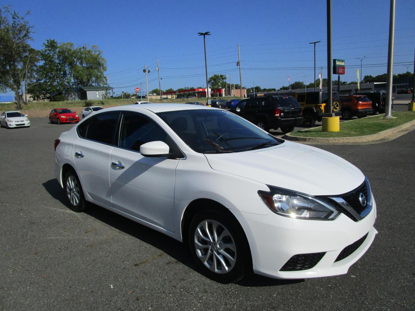 2019 WHITE /BLACK Nissan Sentra S CVT (3N1AB7AP3KY) with an 1.8L L4 SFI DOHC 16V engine, CVT transmission, located at 1814 Albert Pike Road, Hot Springs, AR, 71913, (501) 623-1717, 34.494228, -93.094070 - Photo#3