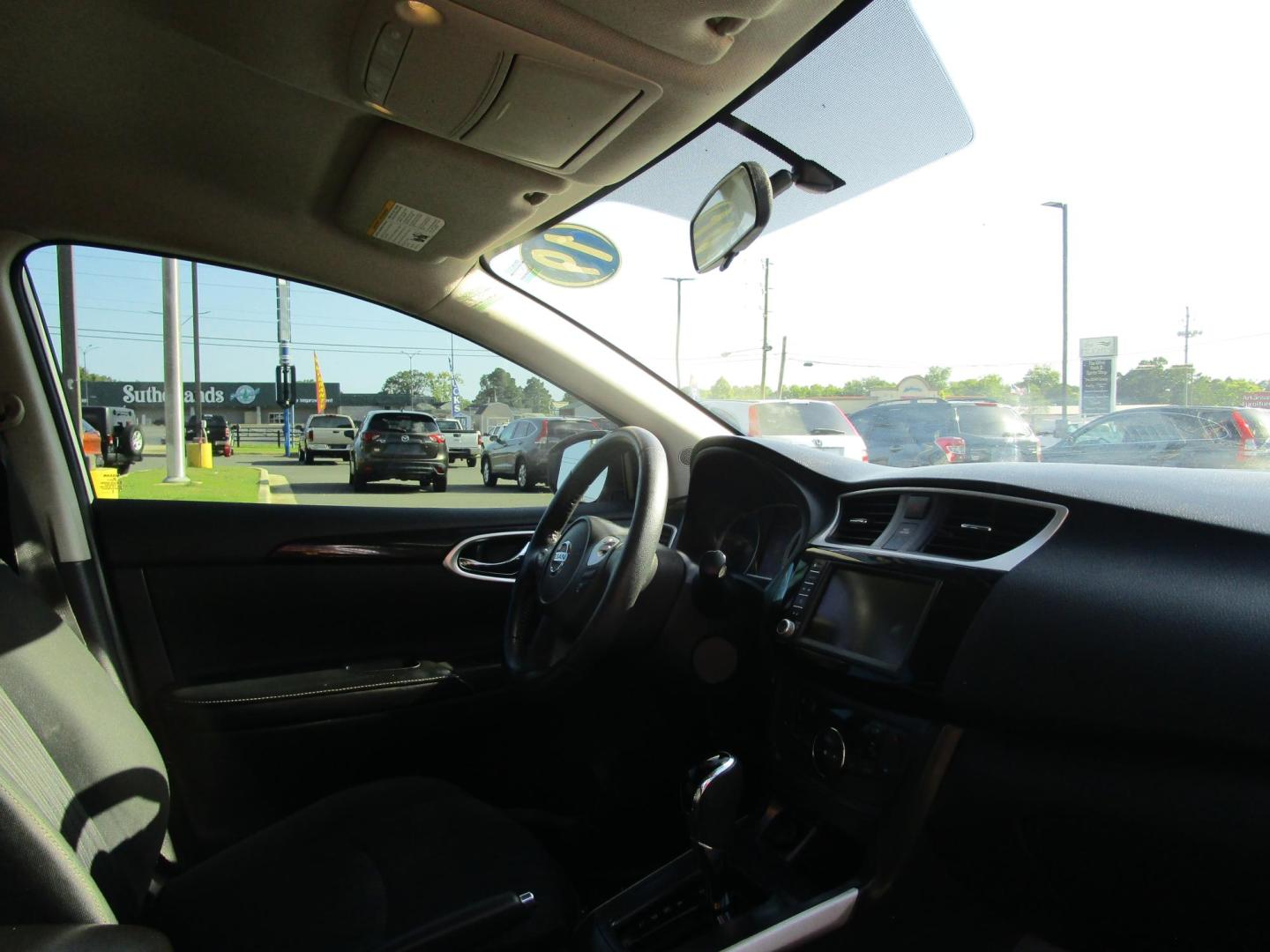 2019 WHITE /BLACK Nissan Sentra S CVT (3N1AB7AP3KY) with an 1.8L L4 SFI DOHC 16V engine, CVT transmission, located at 1814 Albert Pike Road, Hot Springs, AR, 71913, (501) 623-1717, 34.494228, -93.094070 - Photo#9