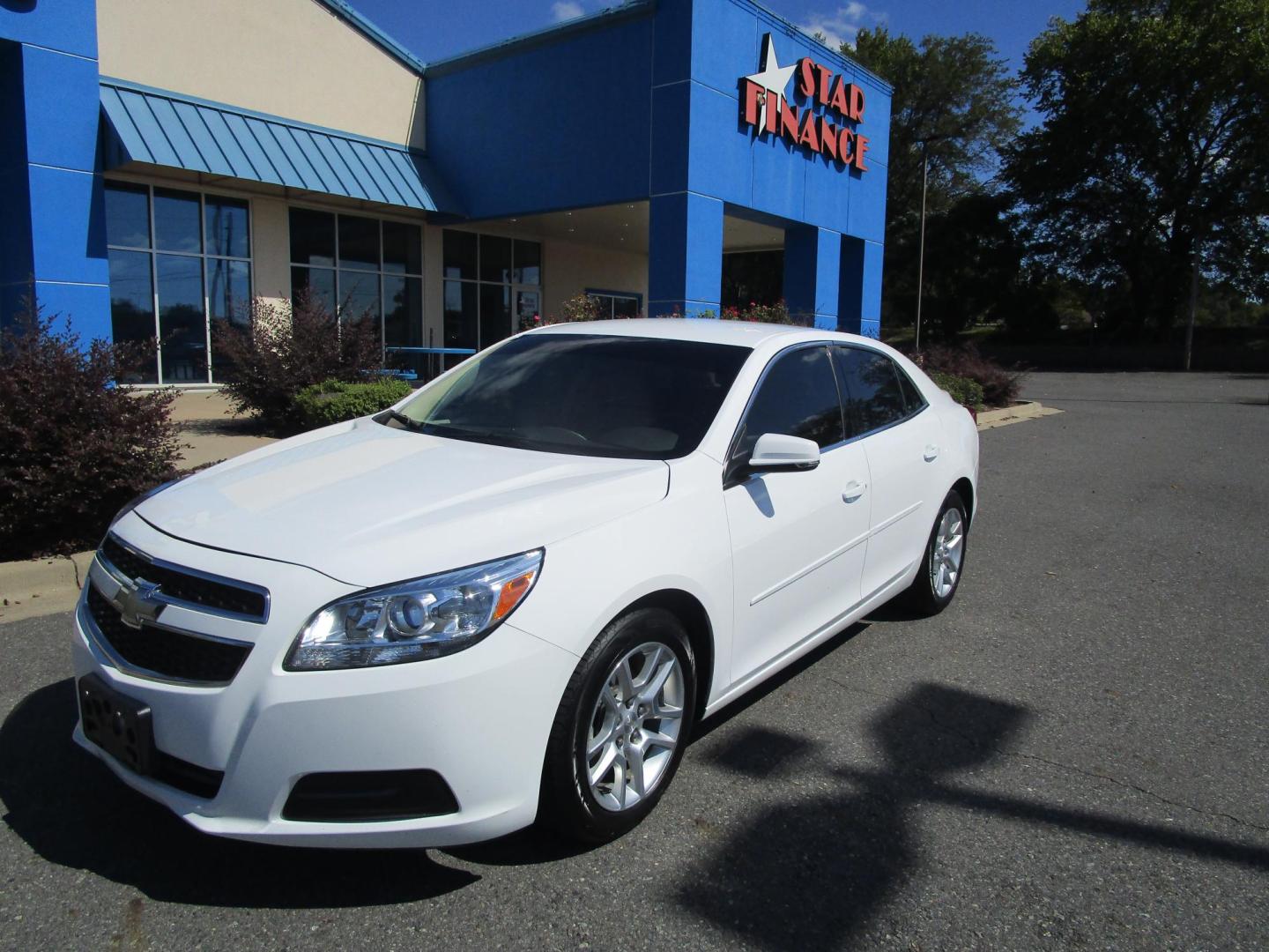 2013 WHITE /TAN Chevrolet Malibu 1LT (1G11C5SA4DF) with an 2.5L L4 DOHC 16V engine, 6-Speed Automatic transmission, located at 1814 Albert Pike Road, Hot Springs, AR, 71913, (501) 623-1717, 34.494228, -93.094070 - Photo#1