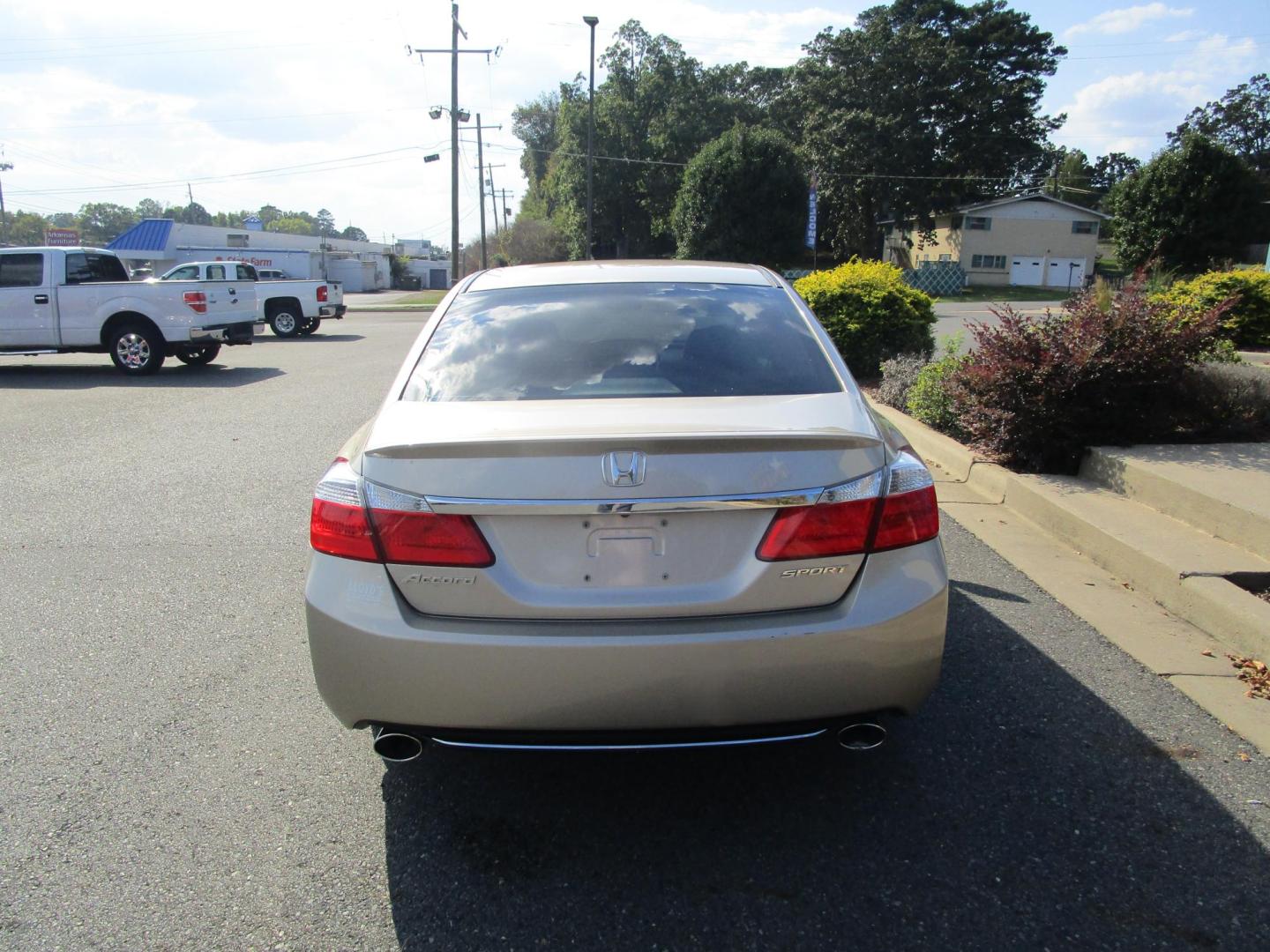2013 GOLD /BLACK Honda Accord Sport Sedan CVT (1HGCR2F51DA) with an 2.4L L4 DOHC 16V engine, Continuously Variable Transmission transmission, located at 1814 Albert Pike Road, Hot Springs, AR, 71913, (501) 623-1717, 34.494228, -93.094070 - Photo#5