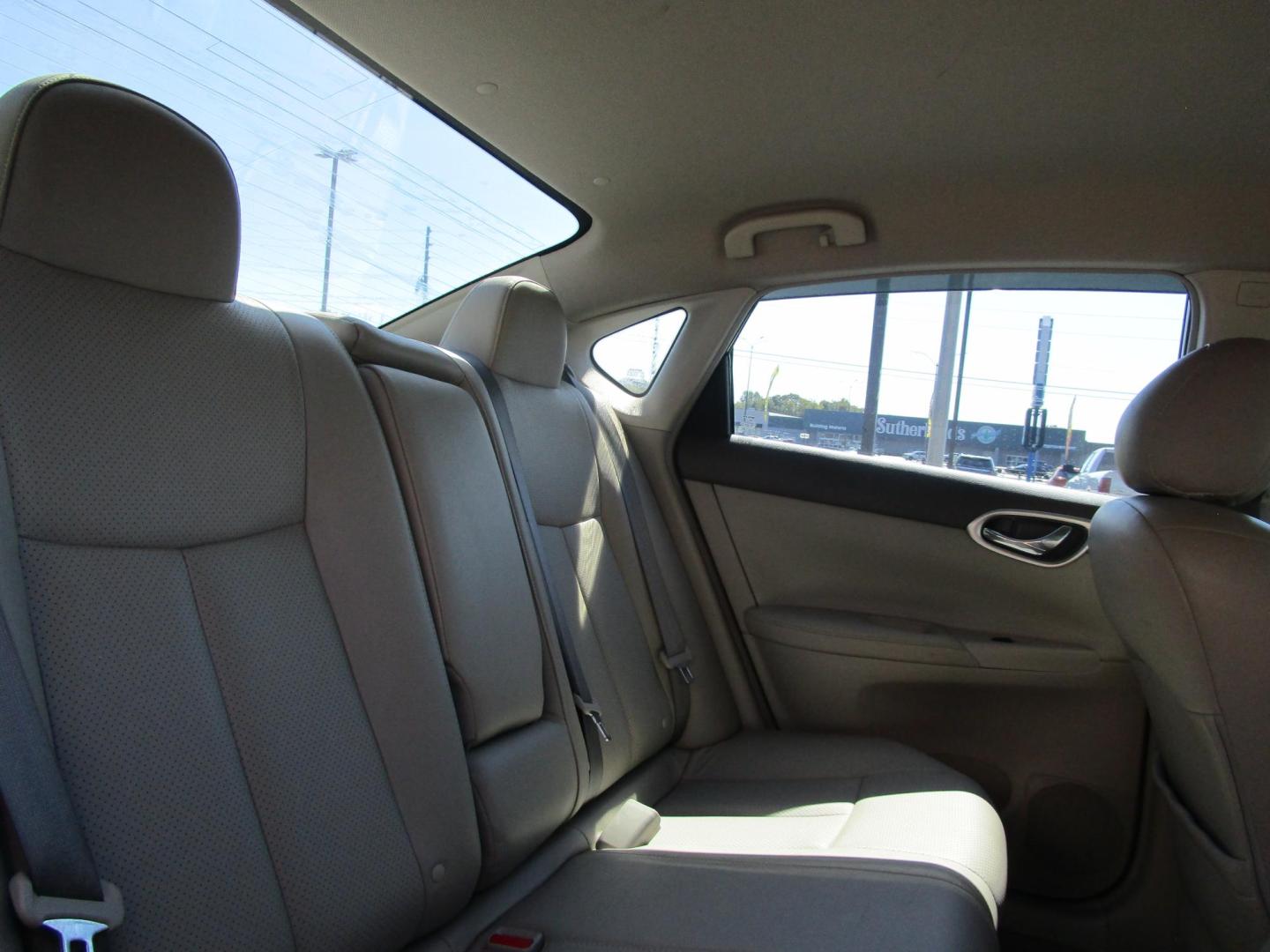 2013 BLACK /TAN Nissan Sentra S 6MT (3N1AB7APXDL) with an 2.0L L4 DOHC 16V engine, 6-Speed Manual transmission, located at 1814 Albert Pike Road, Hot Springs, AR, 71913, (501) 623-1717, 34.494228, -93.094070 - Photo#8